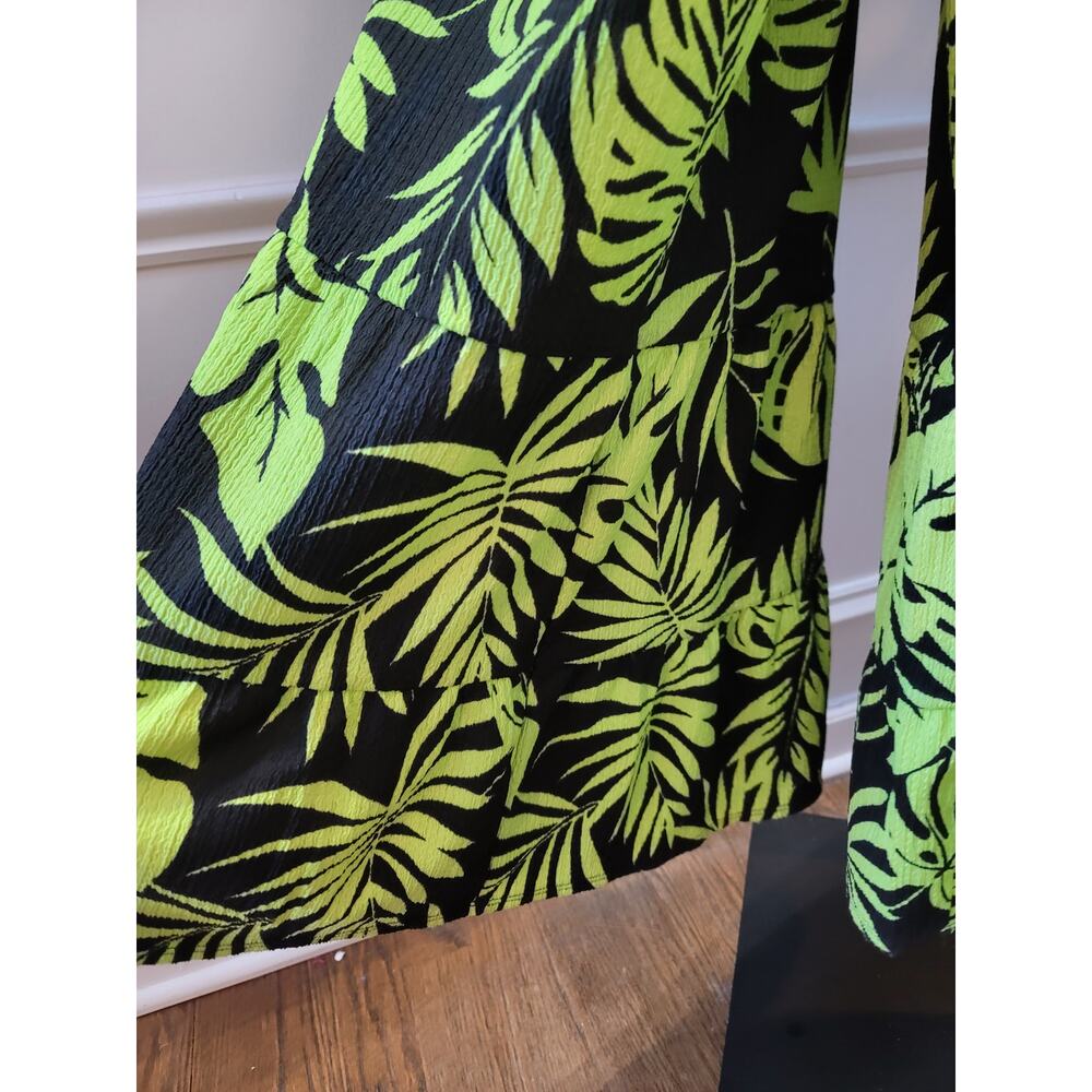 CATO Leaf Print Strapless Jumpsuit Women's Size Large Green Black Summer - Picture 6 of 11